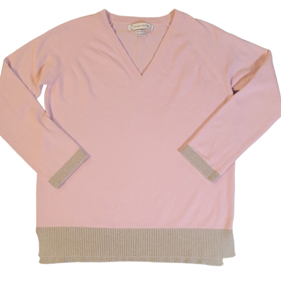 Diane Firsten Sweaters - Diane Firsten oversized V neck 100% Cashmere Sweater pink/grey soft girl